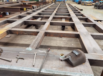 大型金属结构件焊接加工