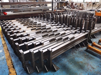 玻璃生产线配套装备焊接加工